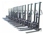 Reach truck